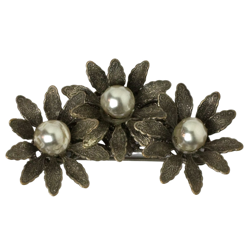 Miriam Haskell 1950s grey pearl flower brooch