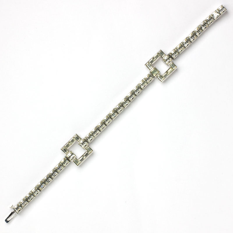 Front of 1940s line bracelet