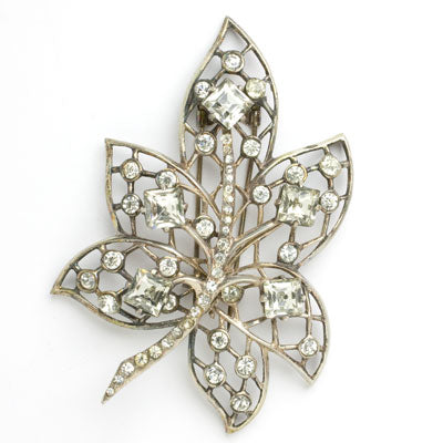 Eisenberg dress clip in leaf shape with diamante