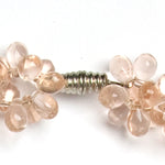 Close-up view of screw-barrel clasp