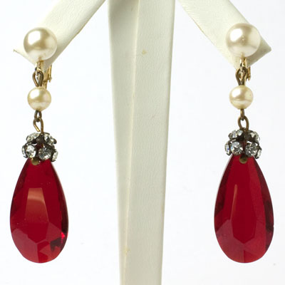 Ruby pendant earrings w/diamanté & pearls