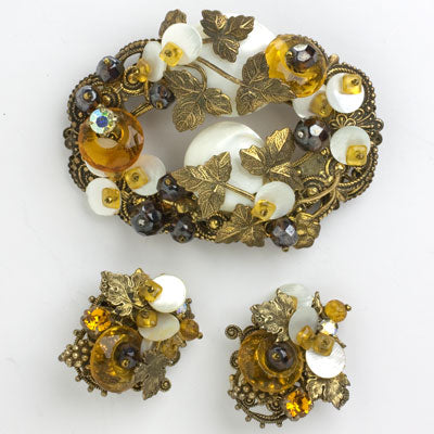 Vintage wreath brooch & earrings set by Alice Caviness