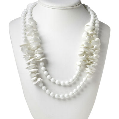 Vintage seashell necklace w/milk-glass beads