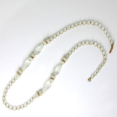Long beaded necklace with rondelles