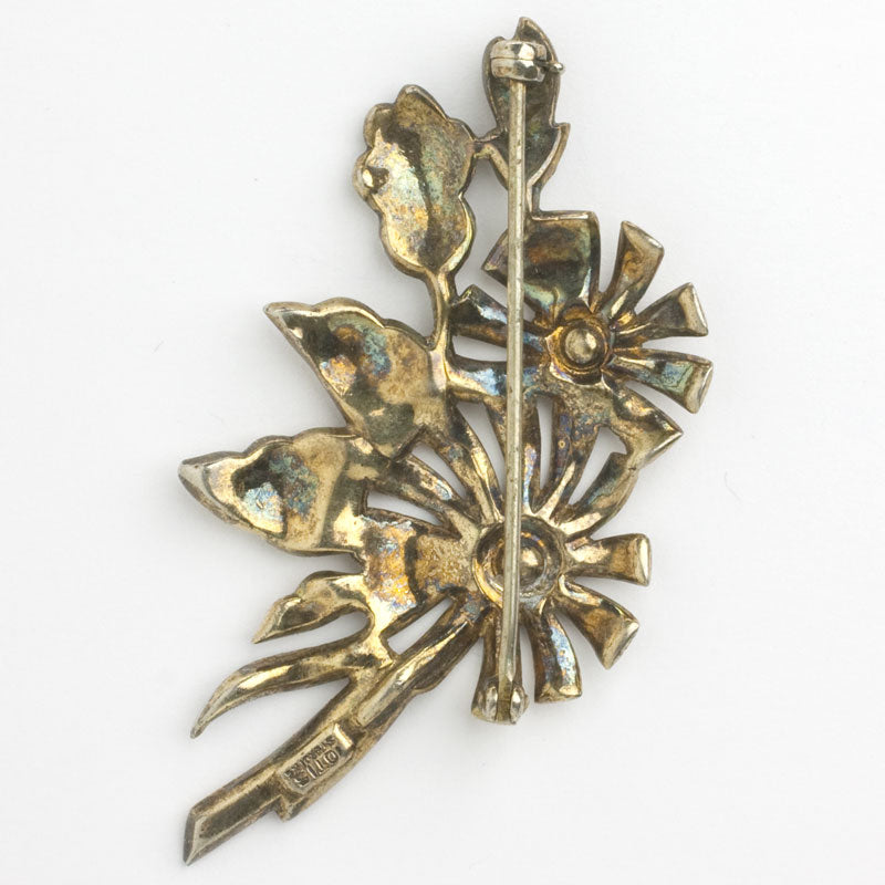 Back of gold-plated Otis flower brooch